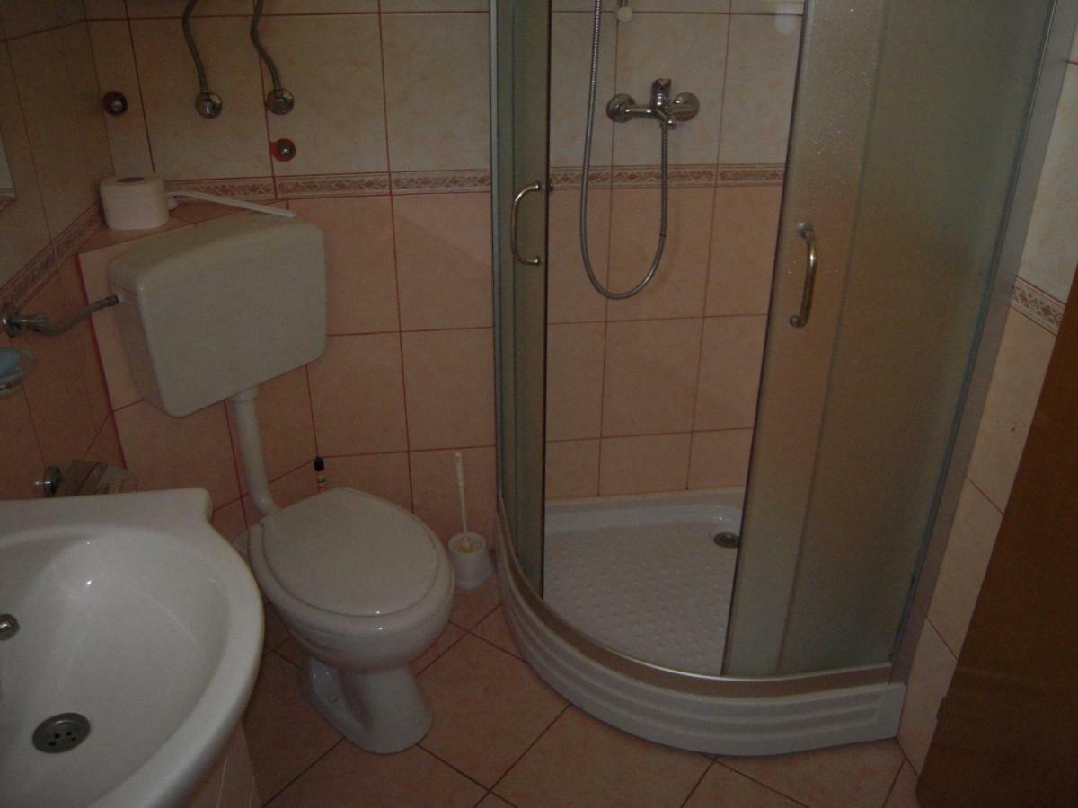 Apartmani Lucija Jurkovic Malinska Kültér fotó