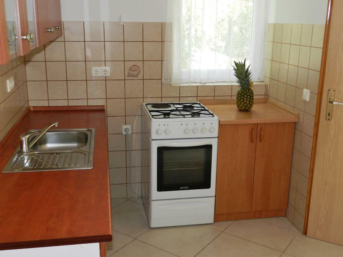 Apartmani Lucija Jurkovic Malinska Kültér fotó