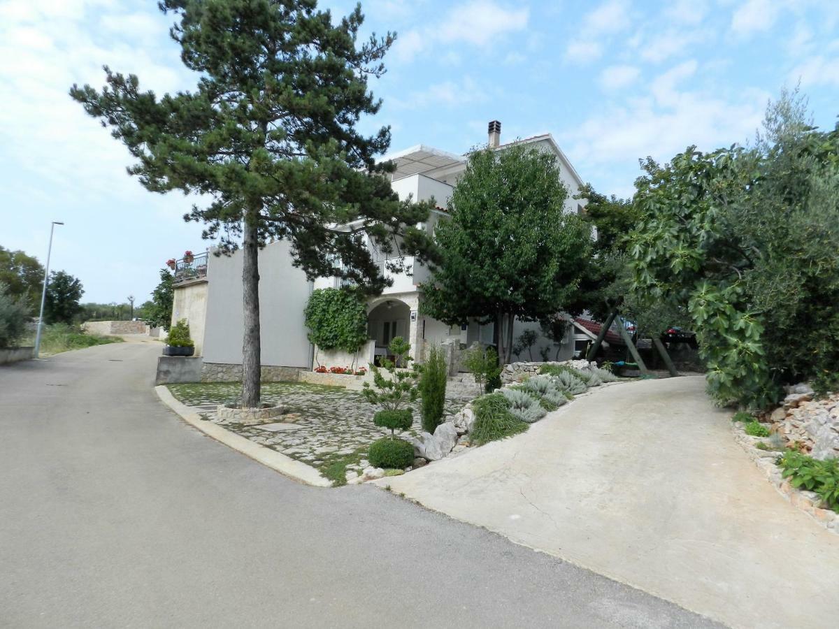 Apartmani Lucija Jurkovic Malinska Kültér fotó