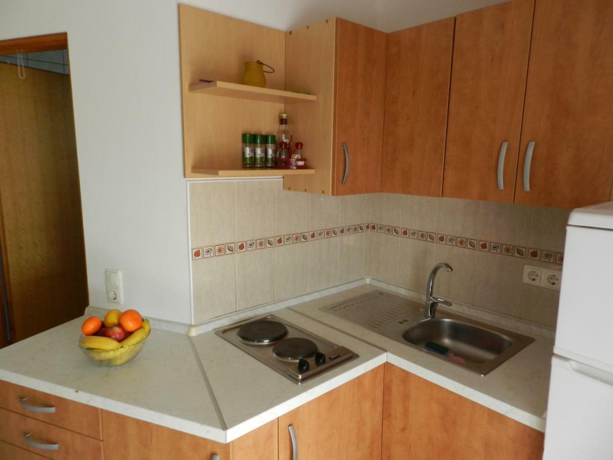 Apartmani Lucija Jurkovic Malinska Kültér fotó