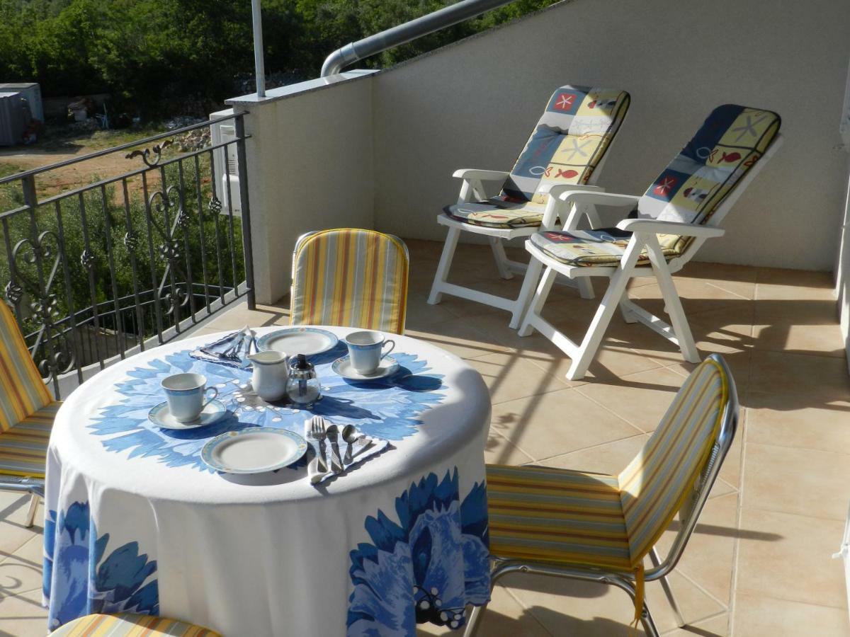 Apartmani Lucija Jurkovic Malinska Kültér fotó