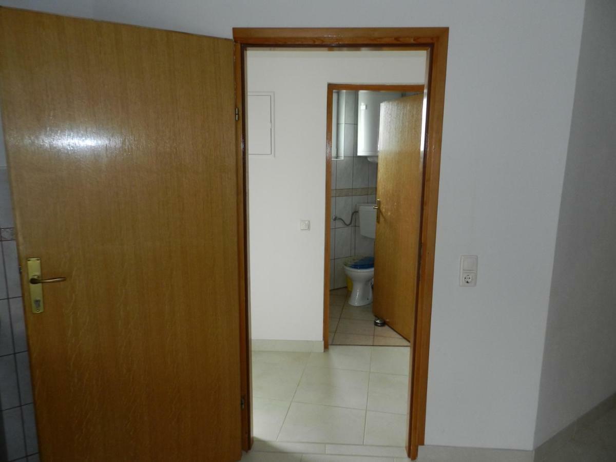 Apartmani Lucija Jurkovic Malinska Kültér fotó